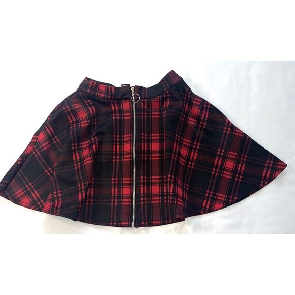Hot Topic Dresses & Skirts - Hot Topic Skater Skirt Red and Black Extra Small Front Zipper